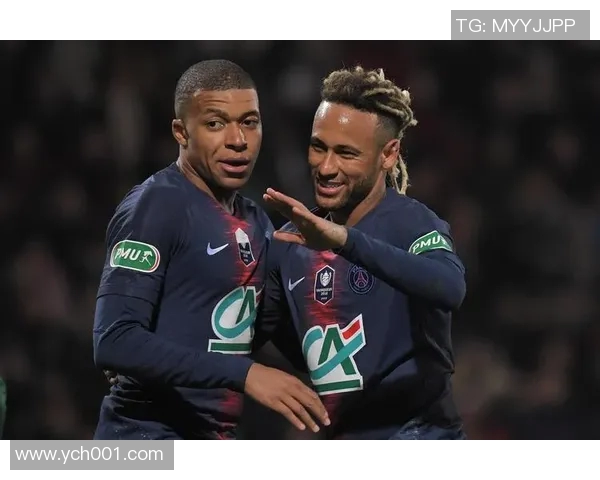 现代足球明星的魅力与成就探秘以及他们对全球足球的影响力分析 现代足球明星的魅力与成就探秘以及他们对全球足球的影响力分析